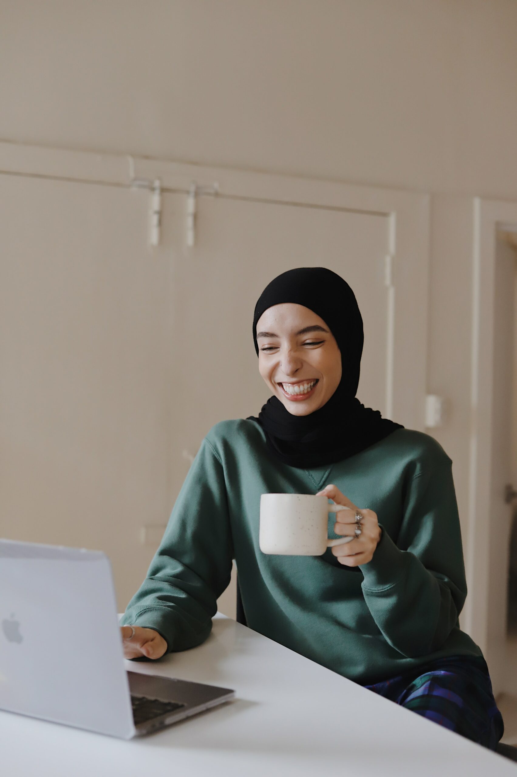 good-faces-mzN7eMmv9IM-unsplash | Wamly