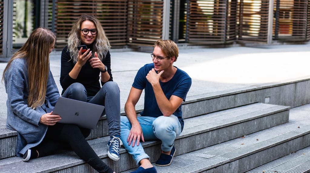 What are the most important questions to ask during a virtual interview?